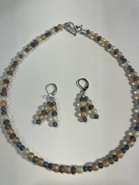 ✔️✔️Frosted Glass Beaded Multicolor Necklace & Earrings Set - Pastel Tones